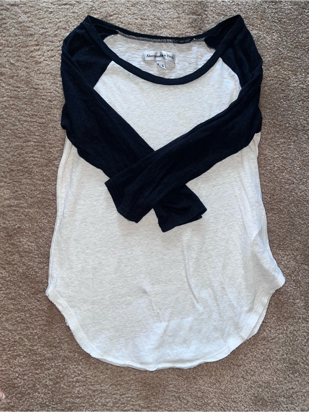 Abercrombie & Fitch Black and White Raglan 3/4 Sleeve Tee